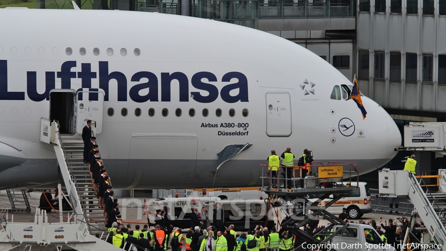 Lufthansa Airbus A380-841 (D-AIMK) | Photo 225557