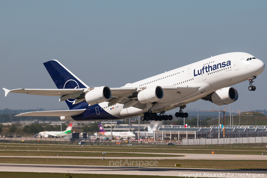 Lufthansa Airbus A380-841 (D-AIMK) | Photo 641881