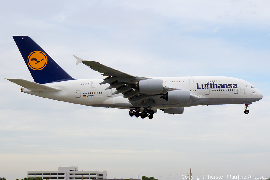Lufthansa Airbus A380-841 (D-AIML) | Photo 101111