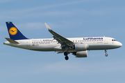 Lufthansa Airbus A320-271N (D-AINA) at  Berlin Brandenburg, Germany