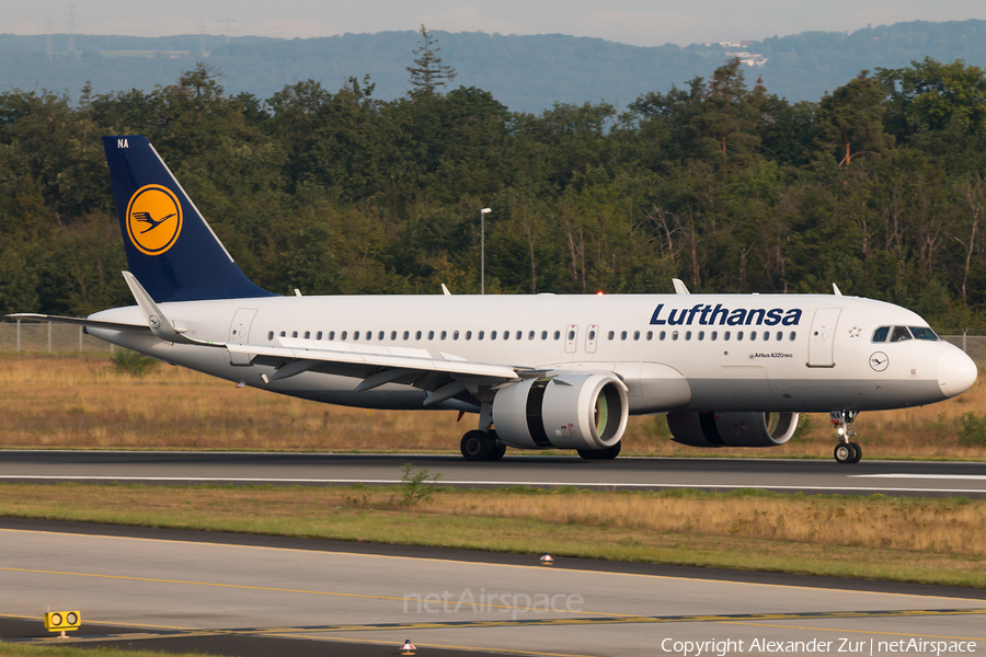Lufthansa Airbus A320-271N (D-AINA) | Photo 637150