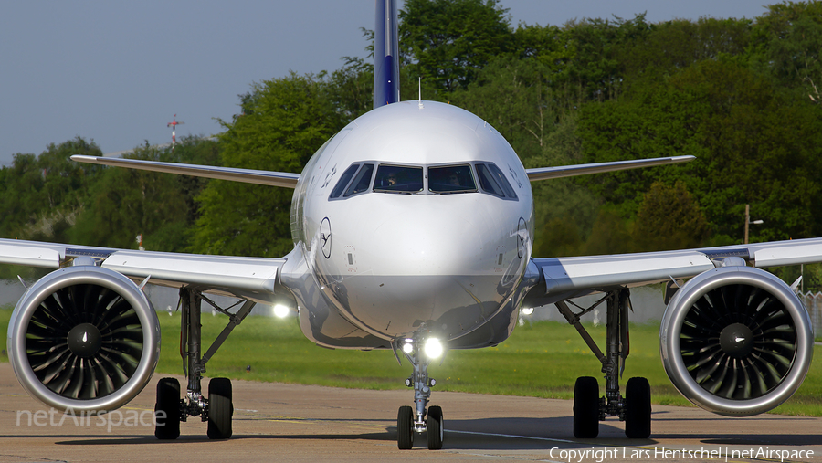 Lufthansa Airbus A320-271N (D-AINA) | Photo 107701