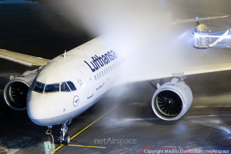 Lufthansa Airbus A320-271N (D-AINA) | Photo 140120