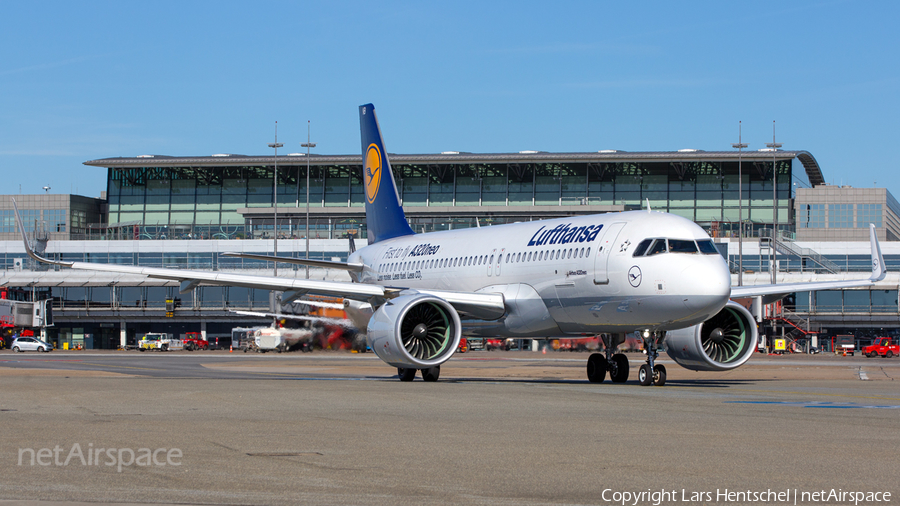 Lufthansa Airbus A320-271N (D-AINB) | Photo 166013