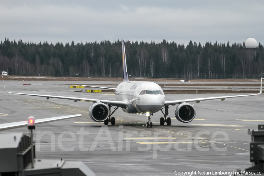 Lufthansa Airbus A320-271N (D-AINB) | Photo 384322