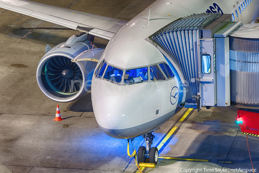 Lufthansa Airbus A320-271N (D-AINC) | Photo 135824