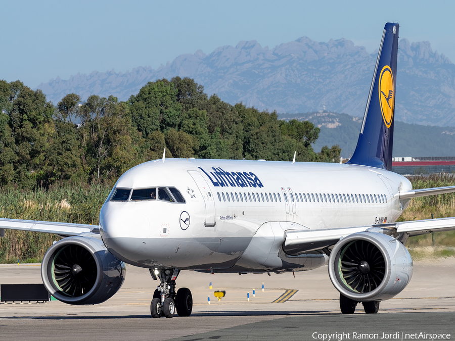 Lufthansa Airbus A320-271N (D-AINH) | Photo 406210