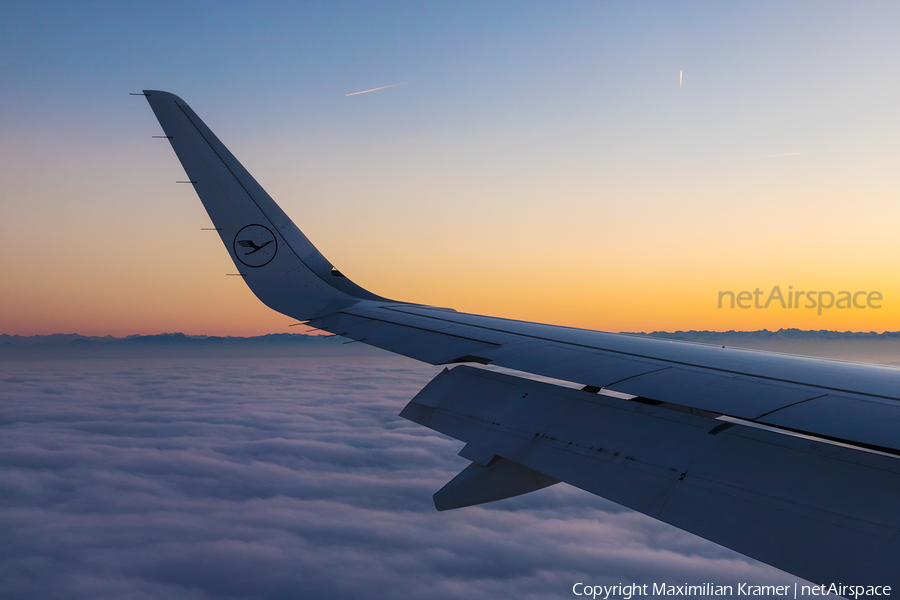 Lufthansa Airbus A320-271N (D-AINV) | Photo 603481