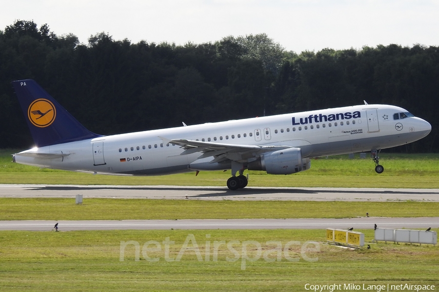 Lufthansa Airbus A320-211 (D-AIPA) | Photo 146745