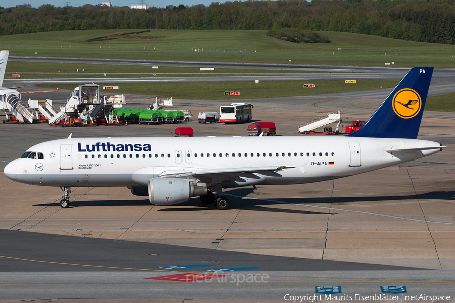 Lufthansa Airbus A320-211 (D-AIPA) | Photo 161076