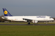 Lufthansa Airbus A320-211 (D-AIPA) at  Hamburg - Fuhlsbuettel (Helmut Schmidt), Germany