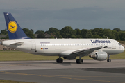 Lufthansa Airbus A320-211 (D-AIPA) at  Manchester - International (Ringway), United Kingdom