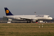 Lufthansa Airbus A320-211 (D-AIPB) at  Dusseldorf - International, Germany