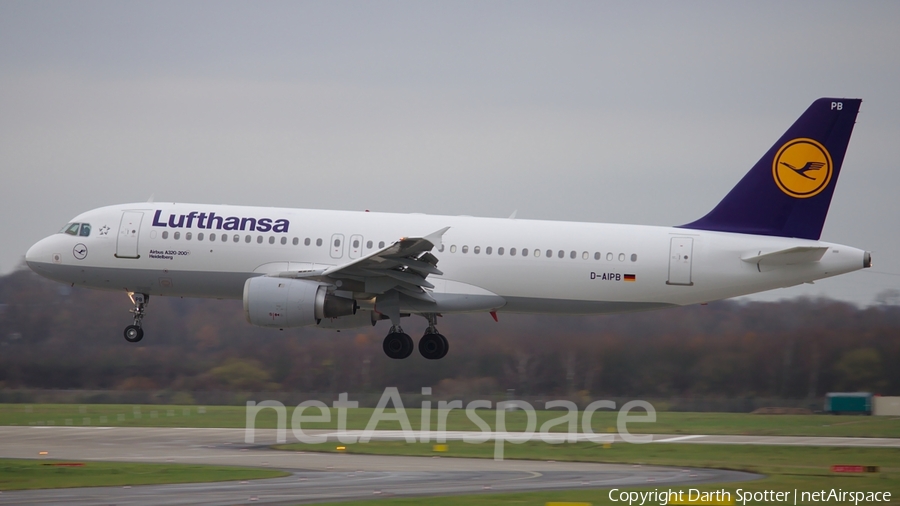 Lufthansa Airbus A320-211 (D-AIPB) | Photo 213934