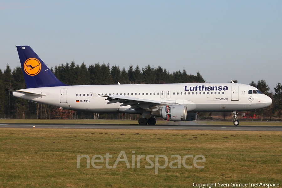 Lufthansa Airbus A320-211 (D-AIPB) | Photo 67483