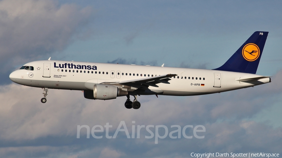 Lufthansa Airbus A320-211 (D-AIPB) | Photo 213936