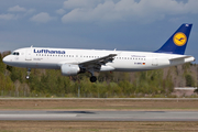 Lufthansa Airbus A320-211 (D-AIPC) at  Stockholm - Arlanda, Sweden