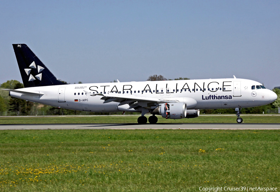 Lufthansa Airbus A320-211 (D-AIPC) | Photo 157673