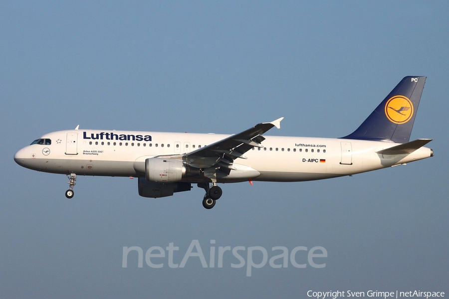 Lufthansa Airbus A320-211 (D-AIPC) | Photo 18035