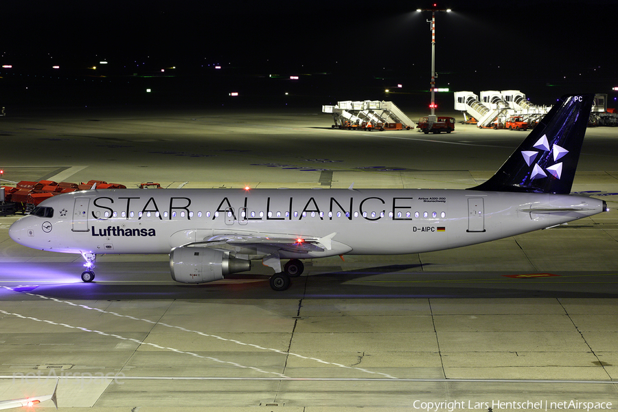 Lufthansa Airbus A320-211 (D-AIPC) | Photo 57568