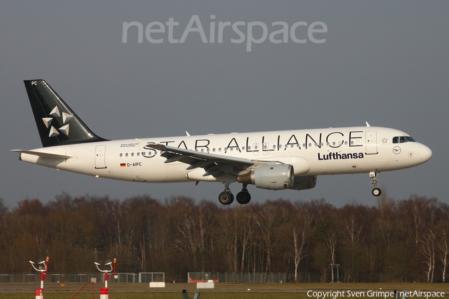 Lufthansa Airbus A320-211 (D-AIPC) | Photo 70637