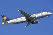 Lufthansa Airbus A320-211 (D-AIPC) at  Munich, Germany