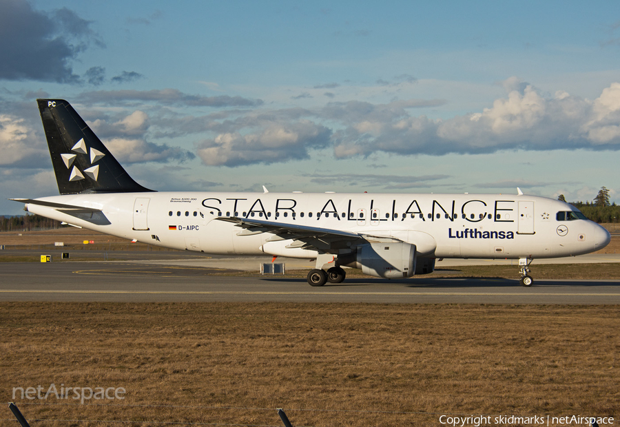 Lufthansa Airbus A320-211 (D-AIPC) | Photo 106168