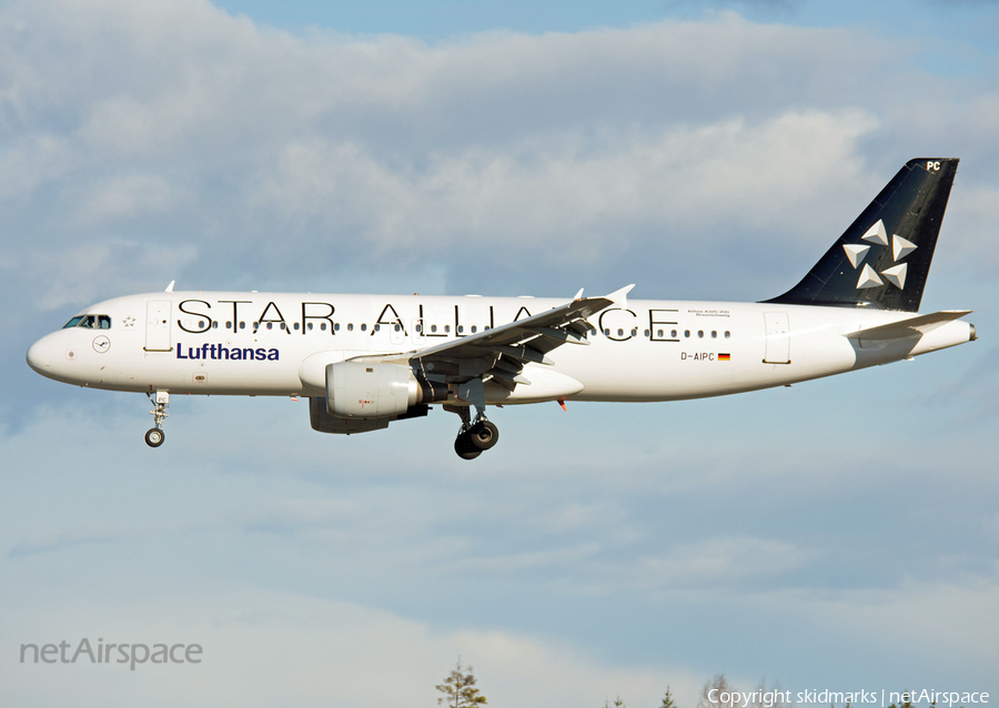 Lufthansa Airbus A320-211 (D-AIPC) | Photo 119159
