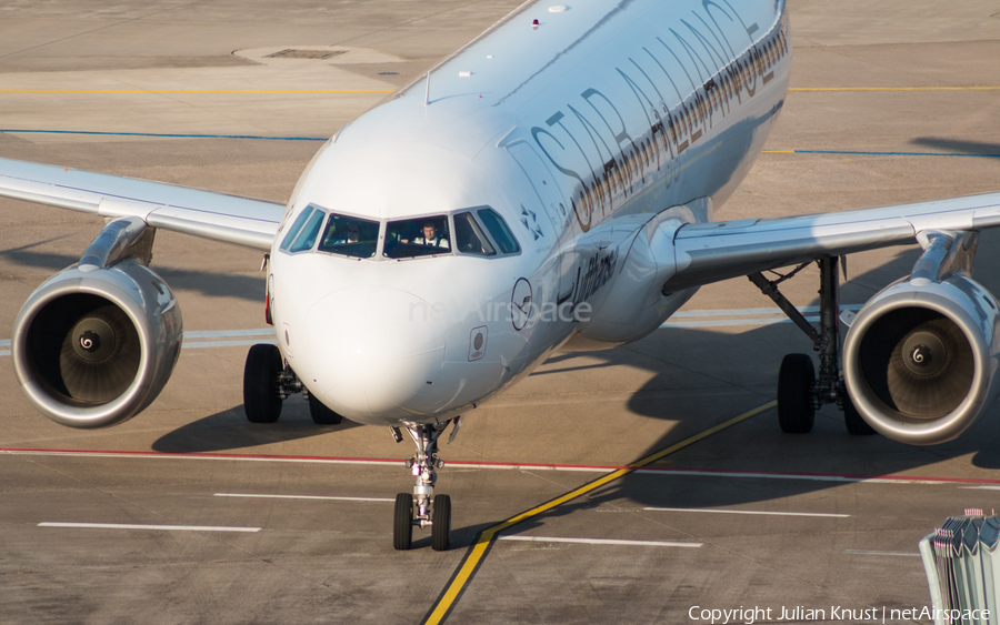 Lufthansa Airbus A320-211 (D-AIPD) | Photo 100704