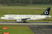 Lufthansa Airbus A320-211 (D-AIPD) at  Dusseldorf - International, Germany