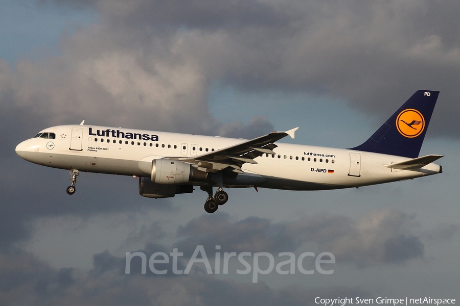 Lufthansa Airbus A320-211 (D-AIPD) | Photo 40846