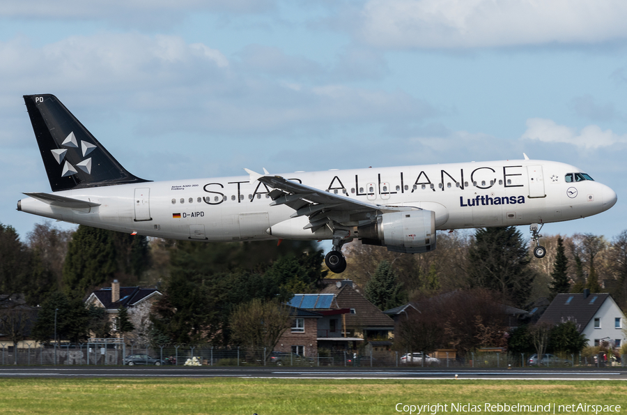 Lufthansa Airbus A320-211 (D-AIPD) | Photo 308191