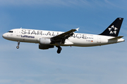 Lufthansa Airbus A320-211 (D-AIPD) at  Hamburg - Fuhlsbuettel (Helmut Schmidt), Germany