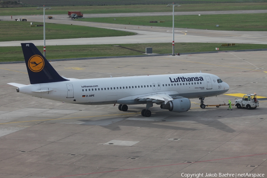 Lufthansa Airbus A320-211 (D-AIPE) | Photo 139583