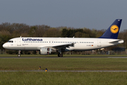 Lufthansa Airbus A320-211 (D-AIPE) at  Hamburg - Fuhlsbuettel (Helmut Schmidt), Germany