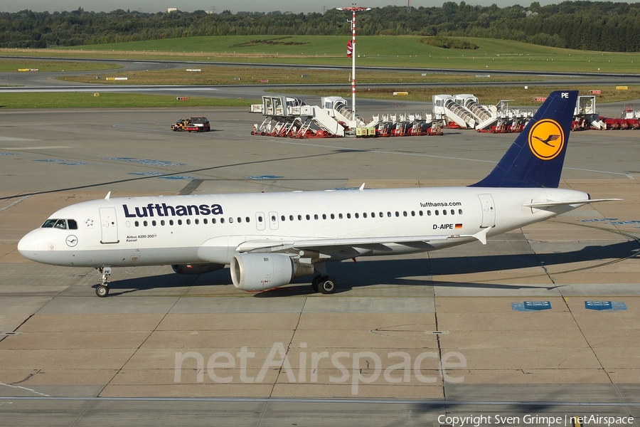 Lufthansa Airbus A320-211 (D-AIPE) | Photo 17350