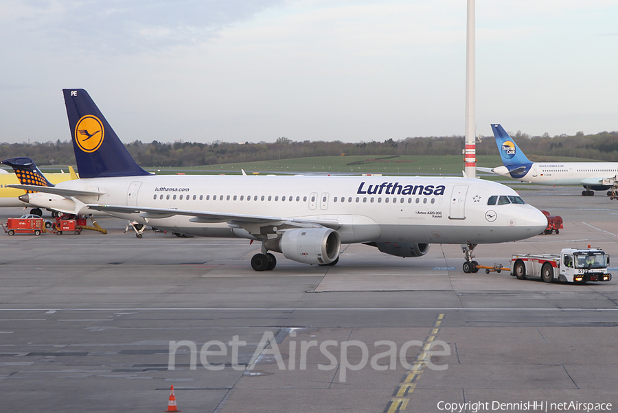 Lufthansa Airbus A320-211 (D-AIPE) | Photo 392104
