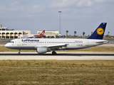 Lufthansa Airbus A320-211 (D-AIPE) at  Luqa - Malta International, Malta