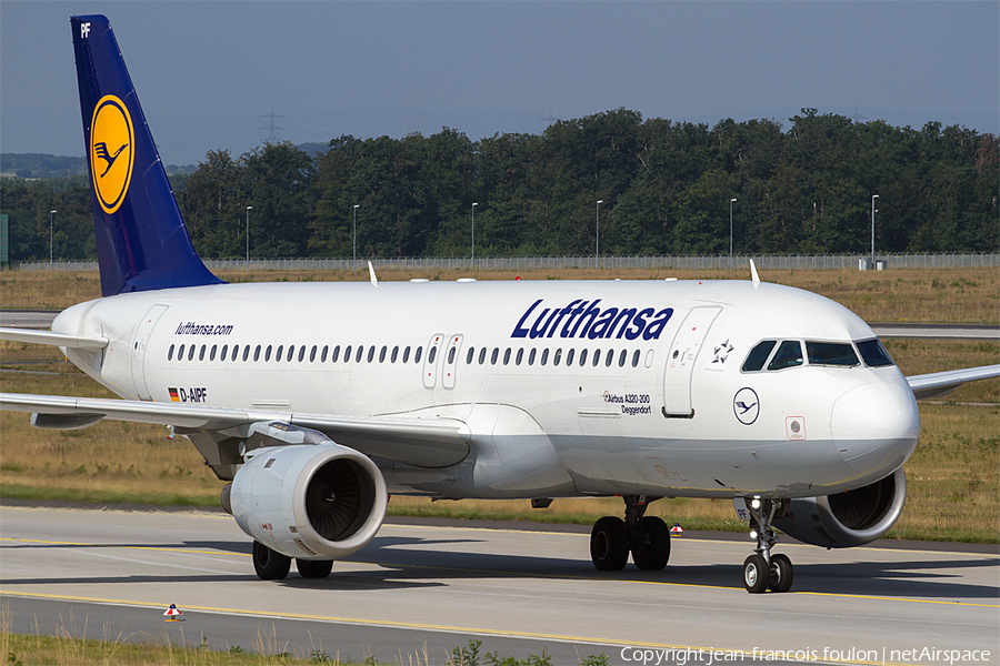 Lufthansa Airbus A320-211 (D-AIPF) | Photo 141004