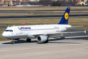 Lufthansa Airbus A320-211 (D-AIPF) at  Hamburg - Fuhlsbuettel (Helmut Schmidt), Germany