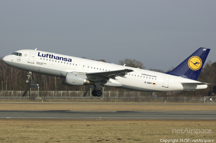 Lufthansa Airbus A320-211 (D-AIPF) | Photo 46657