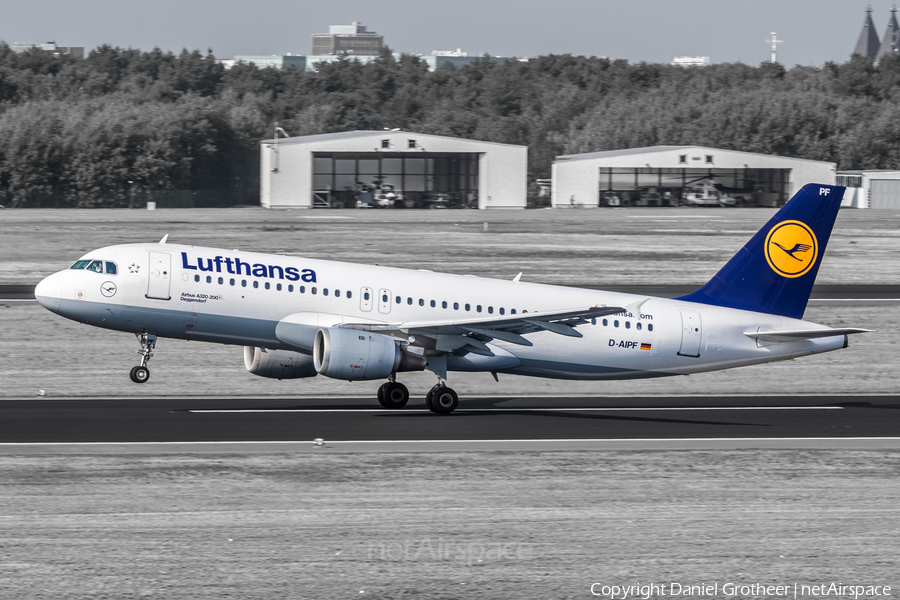 Lufthansa Airbus A320-211 (D-AIPF) | Photo 85791