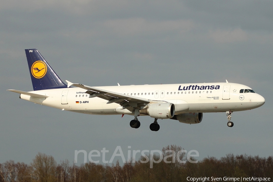 Lufthansa Airbus A320-211 (D-AIPH) | Photo 17637