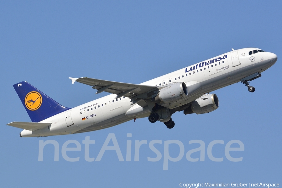 Lufthansa Airbus A320-211 (D-AIPH) | Photo 111518