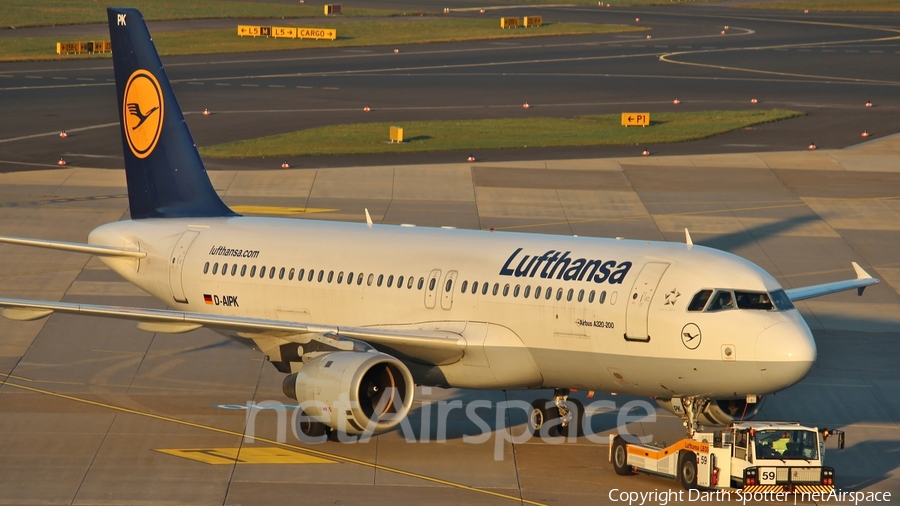 Lufthansa Airbus A320-211 (D-AIPK) | Photo 213945