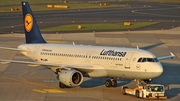 Lufthansa Airbus A320-211 (D-AIPK) at  Dusseldorf - International, Germany