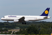 Lufthansa Airbus A320-211 (D-AIPK) at  Hamburg - Fuhlsbuettel (Helmut Schmidt), Germany