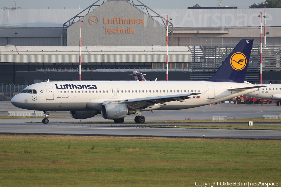 Lufthansa Airbus A320-211 (D-AIPK) | Photo 352836