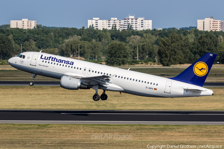 Lufthansa Airbus A320-211 (D-AIPK) | Photo 85246