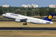 Lufthansa Airbus A320-211 (D-AIPK) at  Berlin - Tegel, Germany